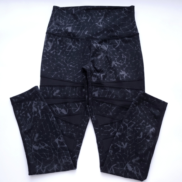 Lululemon High Times Pant *Full-On Luon (Mesh) - Picture 8 of 14